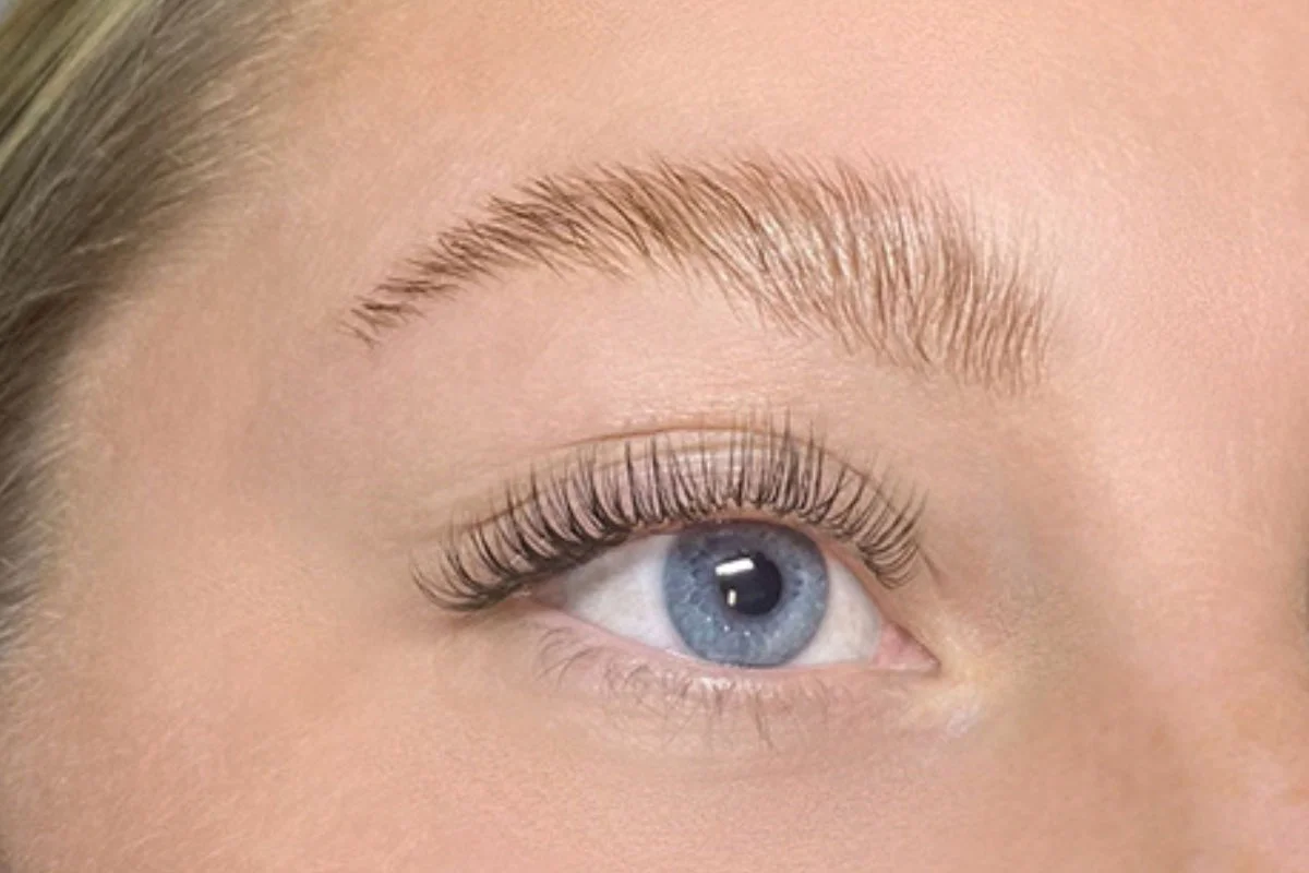 Sensitive Eye-Friendly Lash Extensions